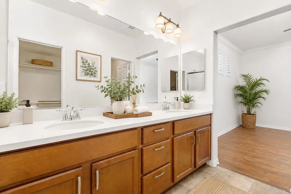 5084 Tranquil Way #101 Oceanside, CA 92057
