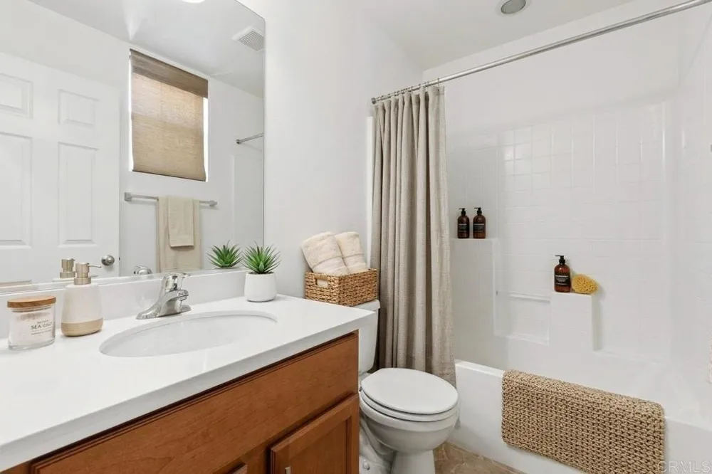 5084 Tranquil Way #101 Oceanside, CA 92057
