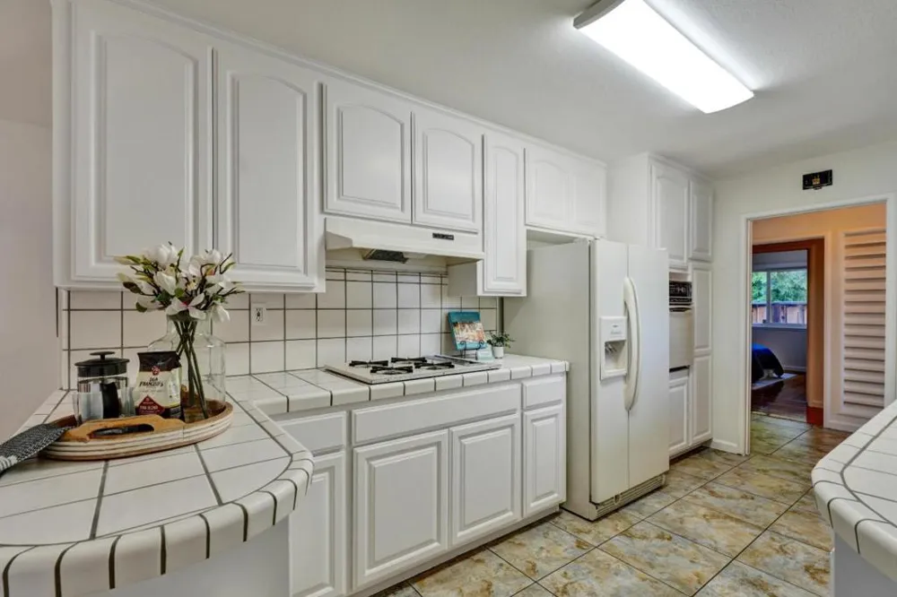 1394 Bobwhite Avenue Sunnyvale, CA 94087