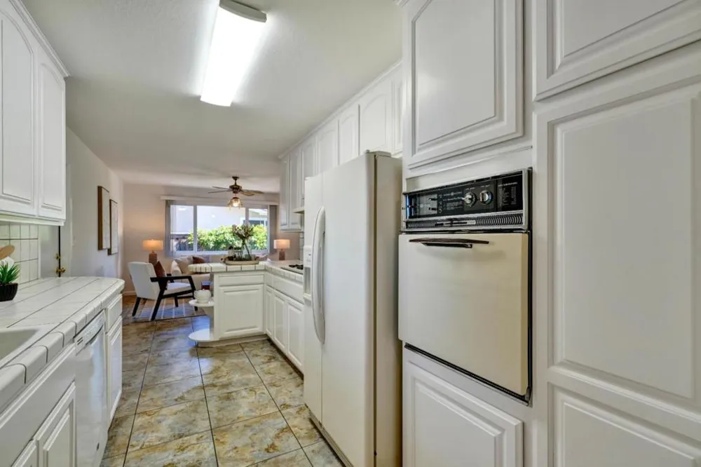1394 Bobwhite Avenue Sunnyvale, CA 94087
