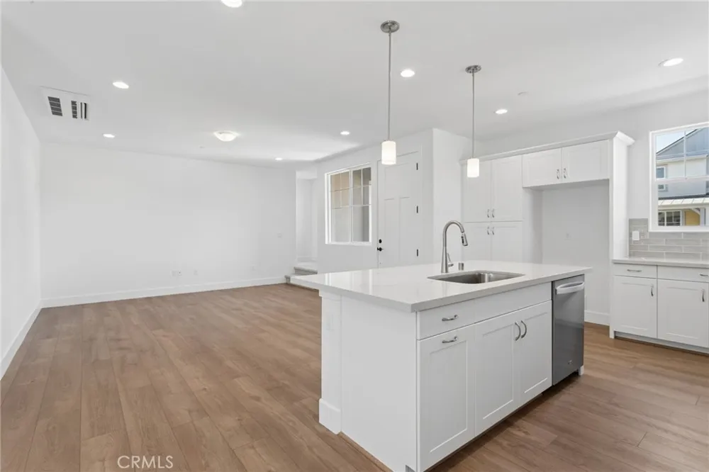 225 Kitty Hawk Court San Luis Obispo, CA 93401
