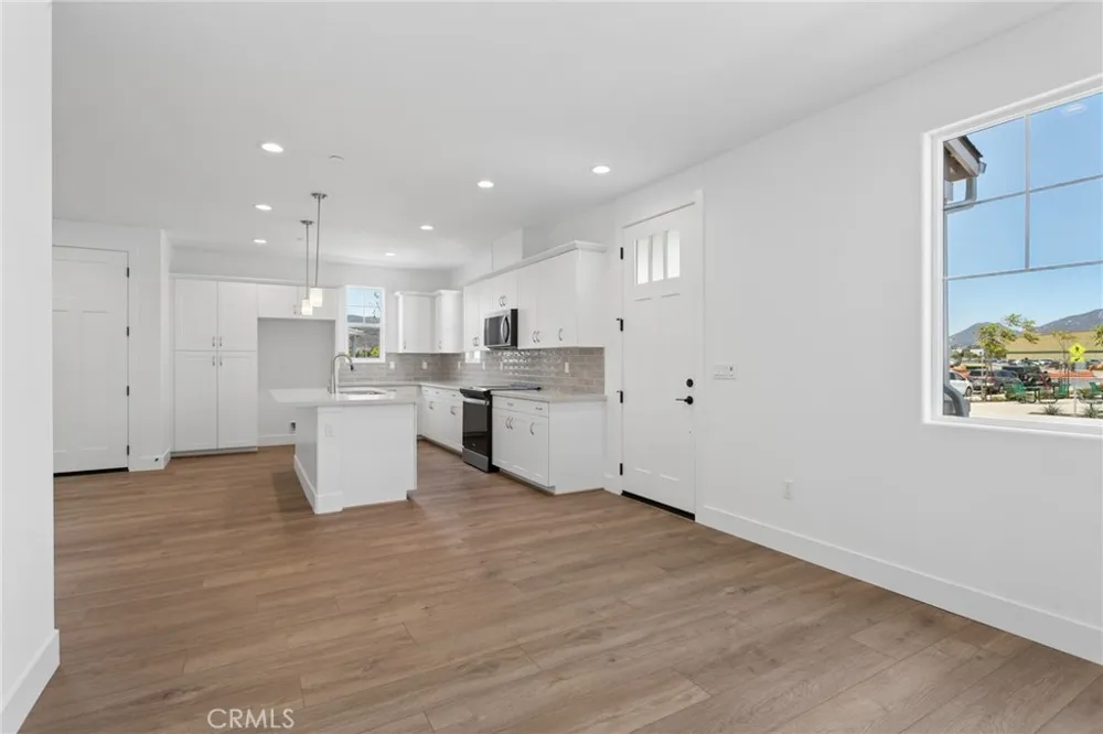 225 Kitty Hawk Court San Luis Obispo, CA 93401