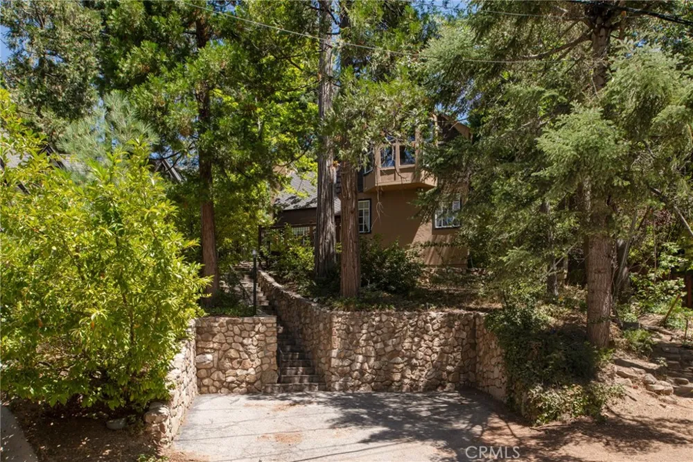 311 John Muir Lake Arrowhead, CA 92352