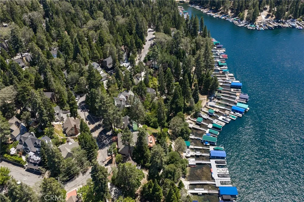 311 John Muir Lake Arrowhead, CA 92352
