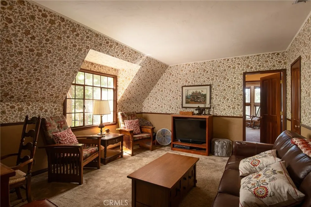 311 John Muir Lake Arrowhead, CA 92352
