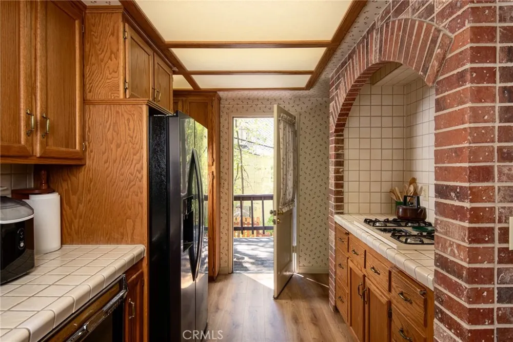 311 John Muir Lake Arrowhead, CA 92352