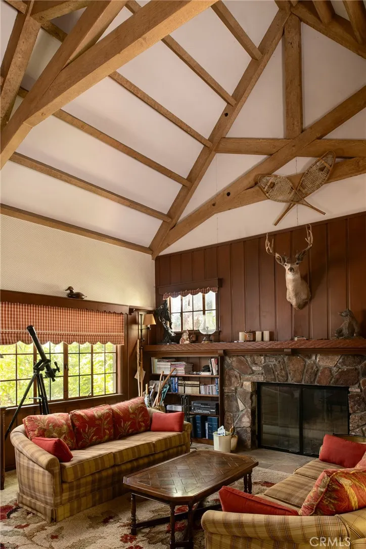 311 John Muir Lake Arrowhead, CA 92352