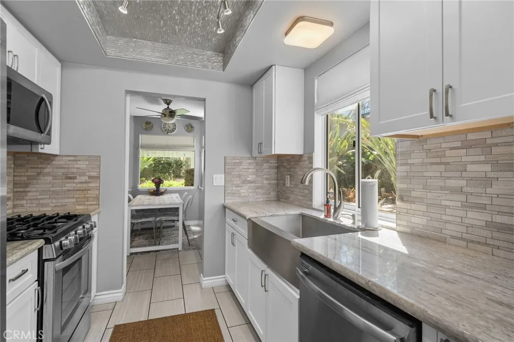 990 Windsong Hemet, CA 92545