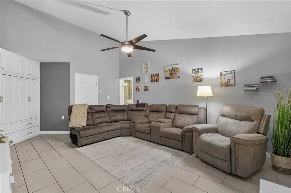 990 Windsong Hemet, CA 92545