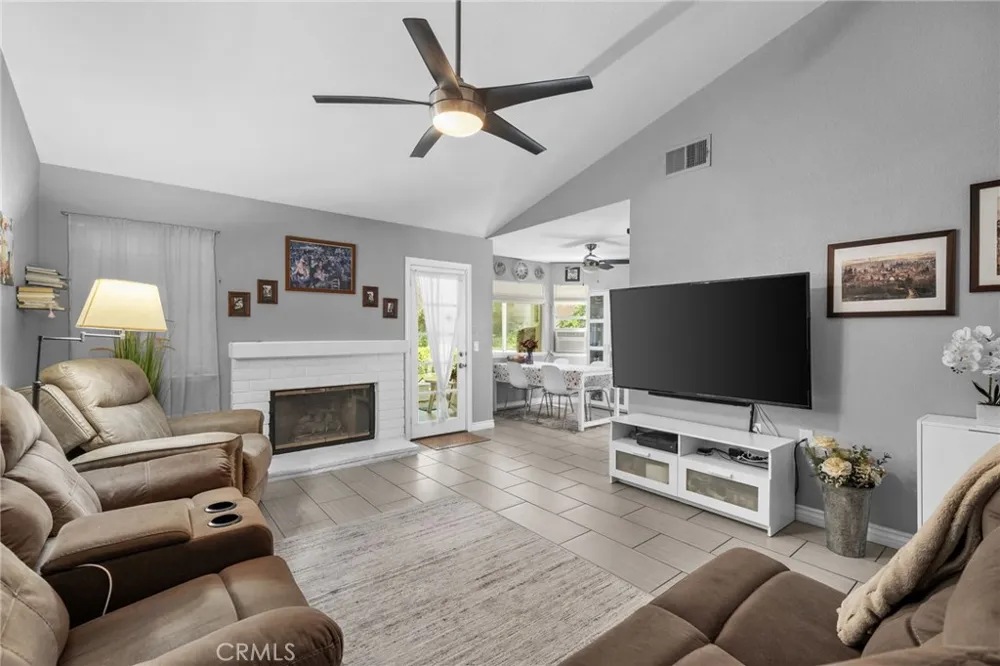 990 Windsong Hemet, CA 92545