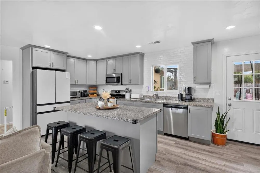 1832 Pescadero Drive Salinas, CA 93906