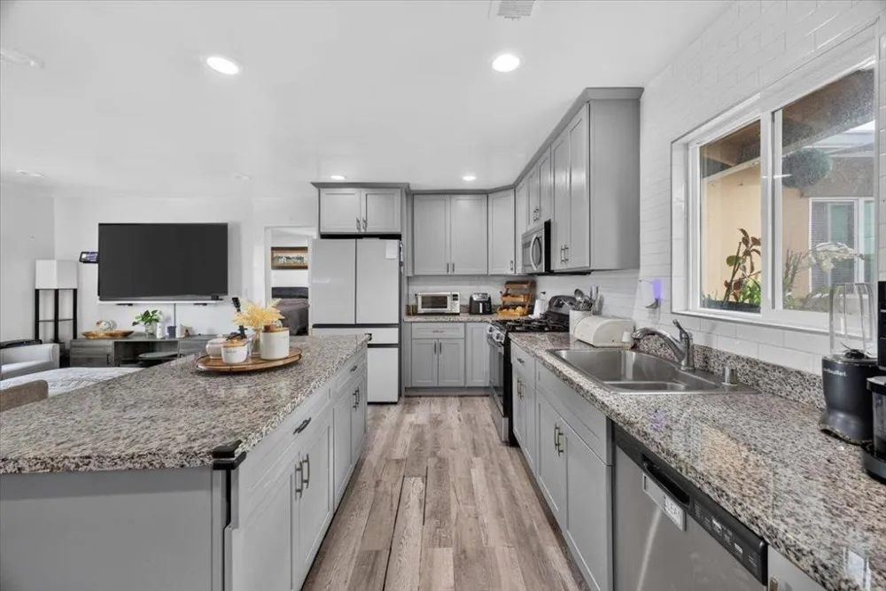 1832 Pescadero Drive Salinas, CA 93906