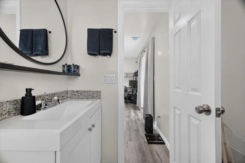1832 Pescadero Drive Salinas, CA 93906