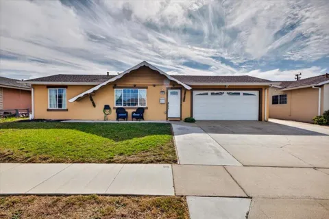 1832 Pescadero Drive