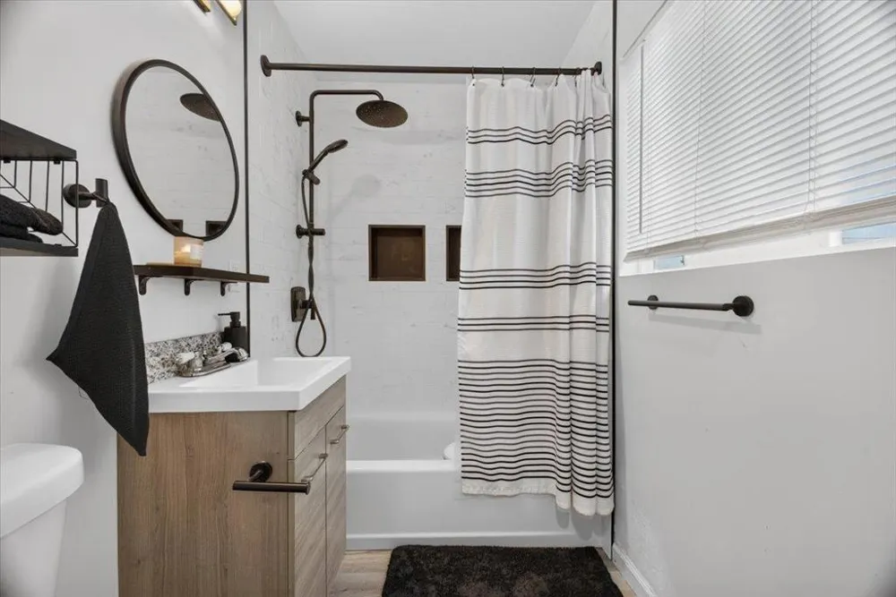1832 Pescadero Drive Salinas, CA 93906