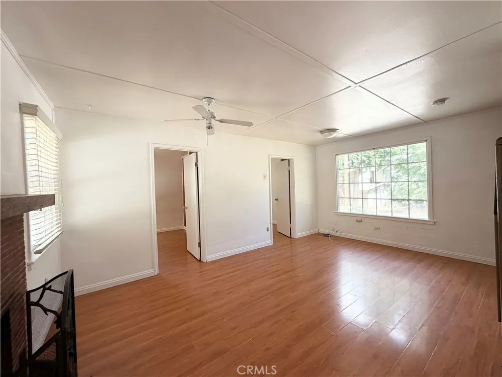 467 Sequoia Crestline, CA 92325