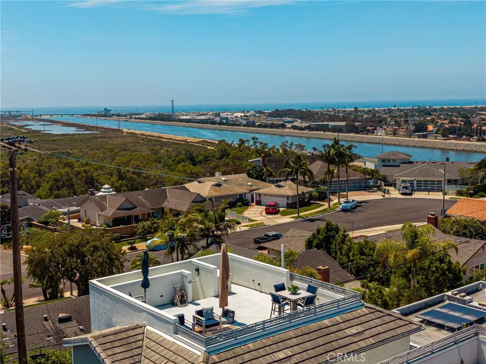 2101 Two Harbors Costa Mesa, CA 92627