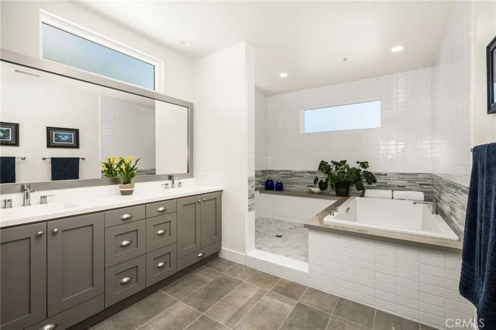 2101 Two Harbors Costa Mesa, CA 92627