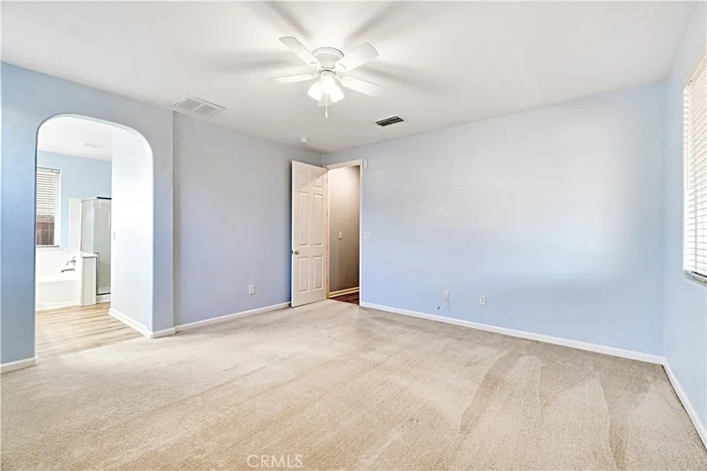 1049 Stanford Avenue Madera, CA 93637