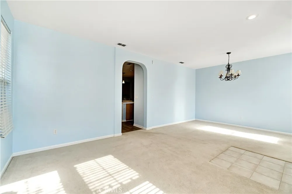 1049 Stanford Avenue Madera, CA 93637