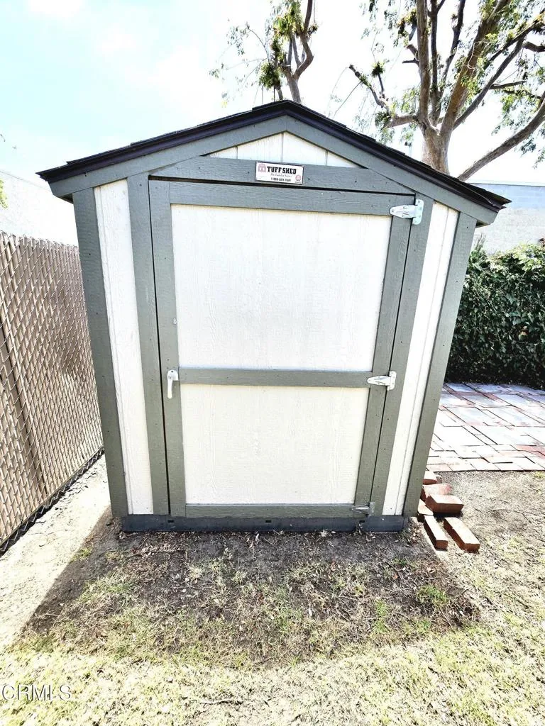 2976 Sherwin Avenue Ventura, CA 93003