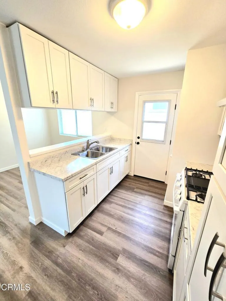 2976 Sherwin Avenue Ventura, CA 93003