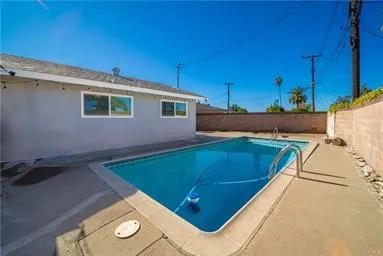 16401 Andiron Whittier, CA 90604