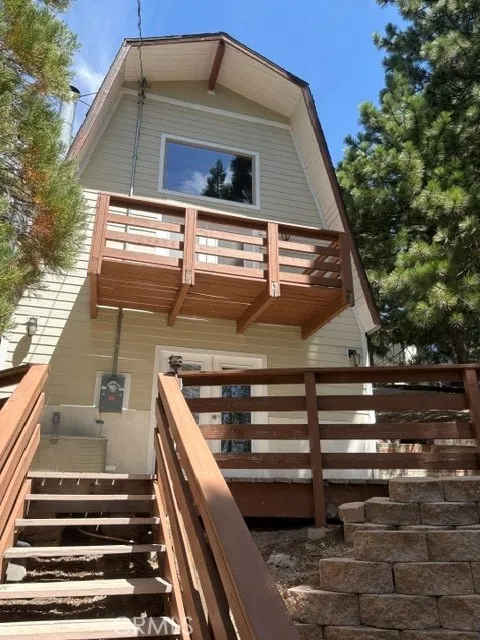 30975 Knob Hill Circle