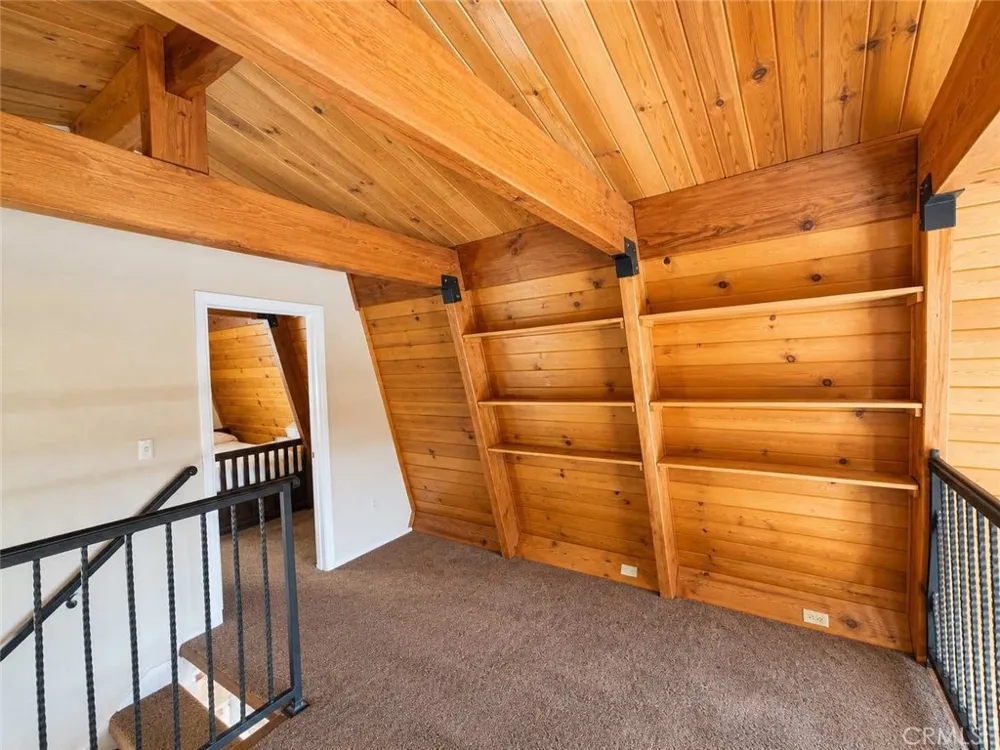 30975 Knob Hill Circle Running Springs, CA 92382