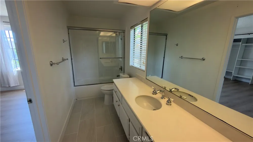 24901 Zumaya Court Laguna Hills, CA 92653