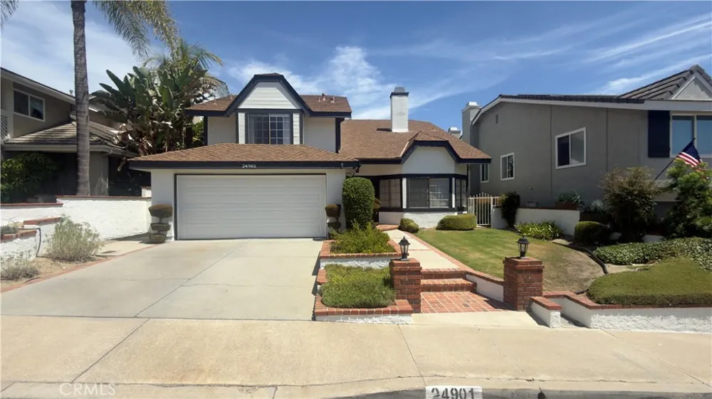 24901 Zumaya Court Laguna Hills, CA 92653