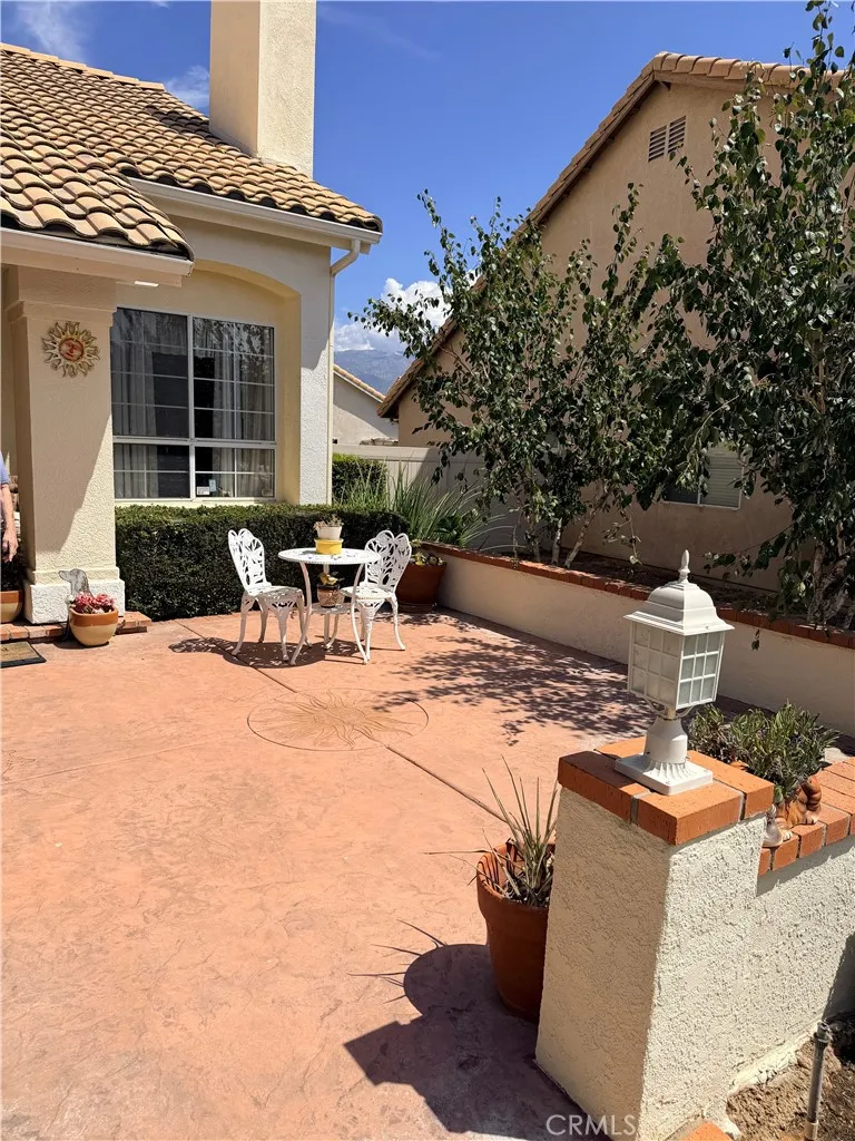 4893 W Kingsmill Banning, CA 92220
