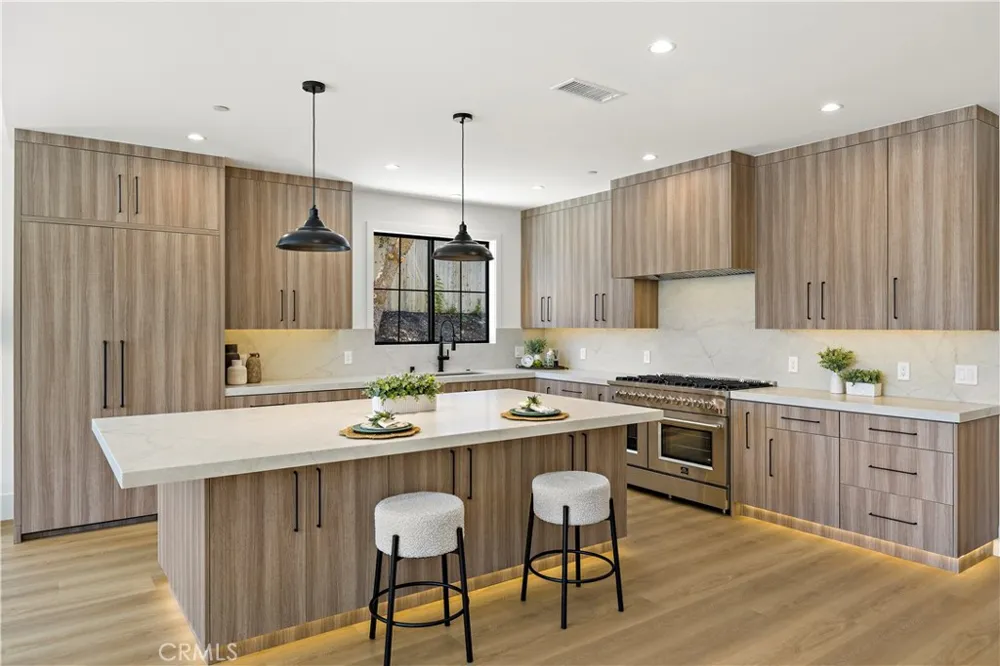 24142 AMURRO Mission Viejo, CA 92691