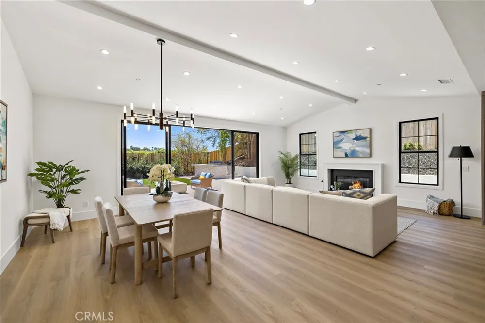 24142 AMURRO Mission Viejo, CA 92691