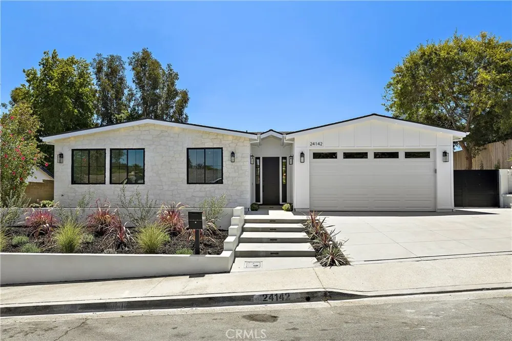 24142 AMURRO Mission Viejo, CA 92691