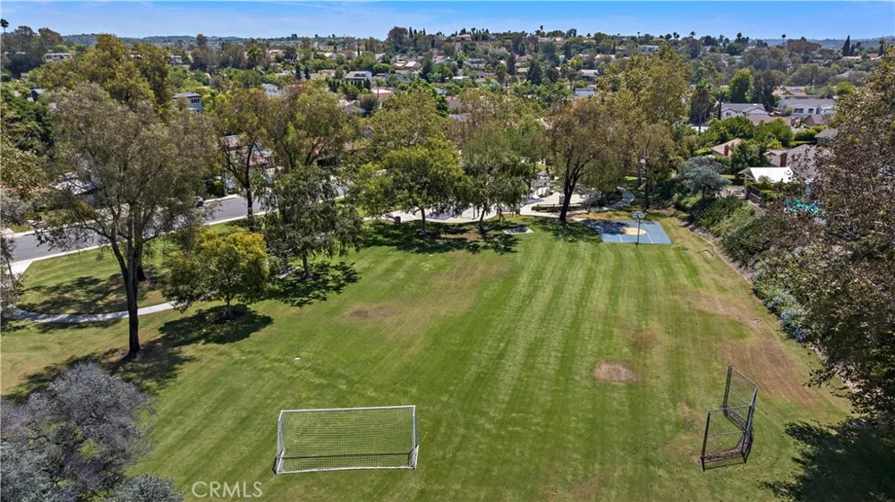 24142 AMURRO Mission Viejo, CA 92691