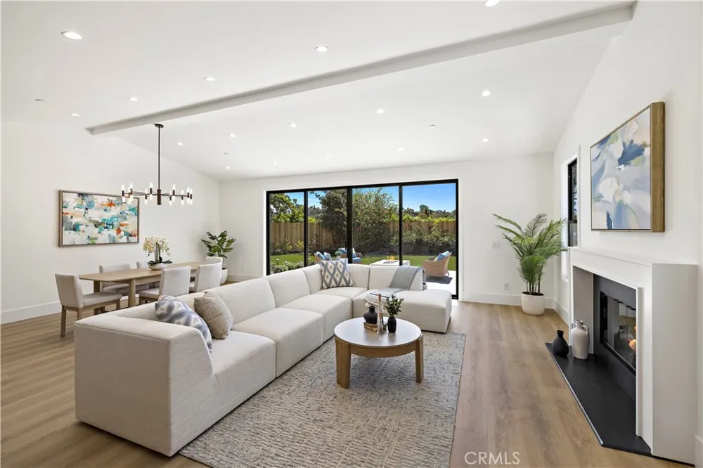 24142 AMURRO Mission Viejo, CA 92691