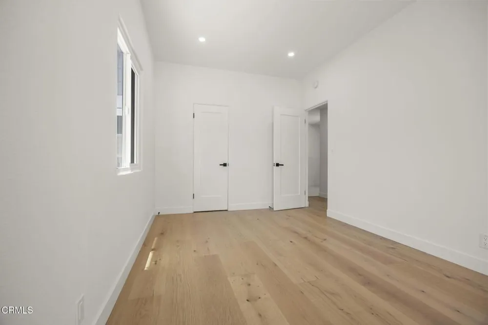 934 Sharon Lane Ventura, CA 93001