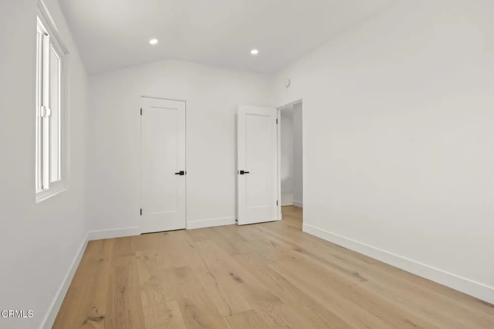 934 Sharon Lane Ventura, CA 93001