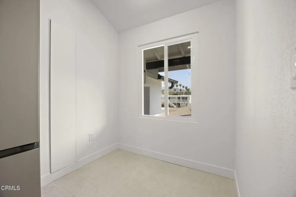 934 Sharon Lane Ventura, CA 93001