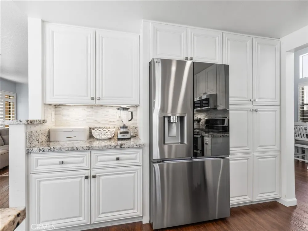 10285 Agate Avenue Mentone, CA 92359