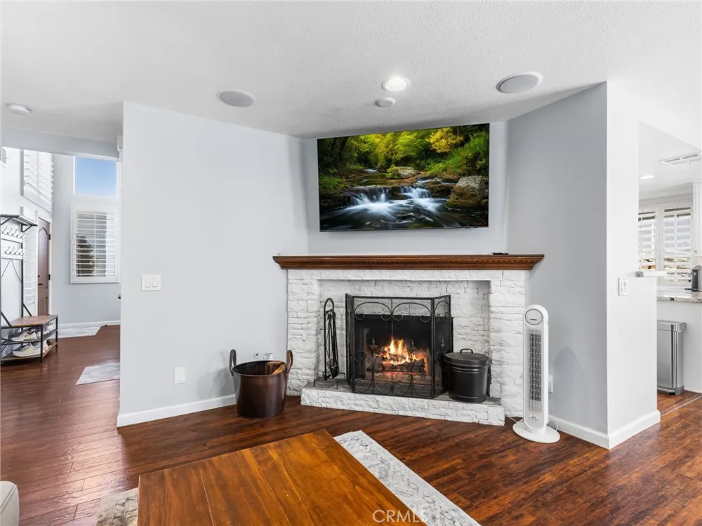 10285 Agate Avenue Mentone, CA 92359