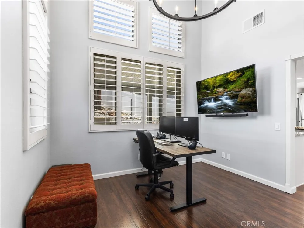 10285 Agate Avenue Mentone, CA 92359