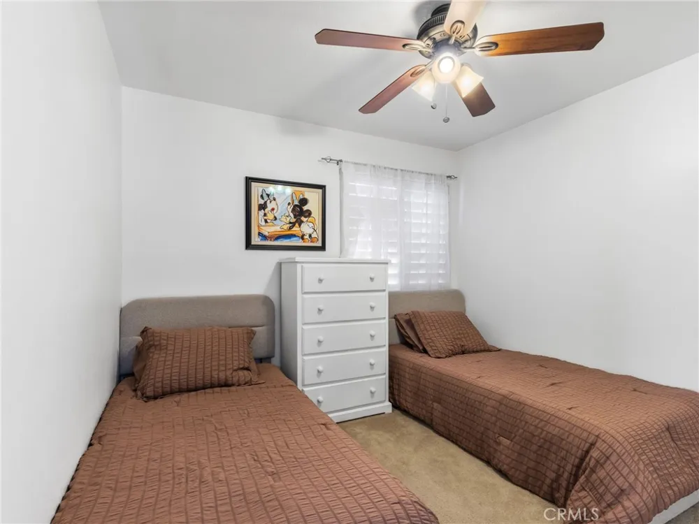 10285 Agate Avenue Mentone, CA 92359