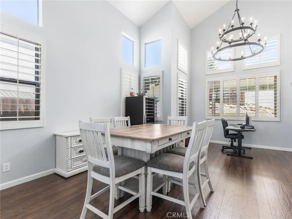 10285 Agate Avenue Mentone, CA 92359