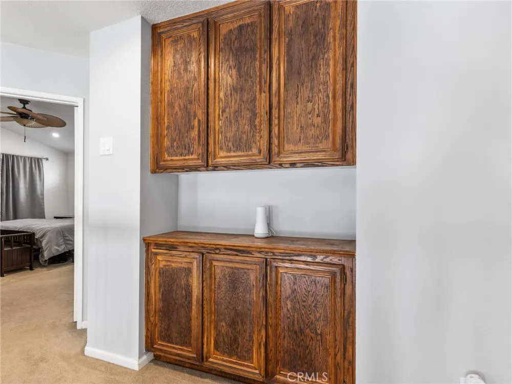 10285 Agate Avenue Mentone, CA 92359