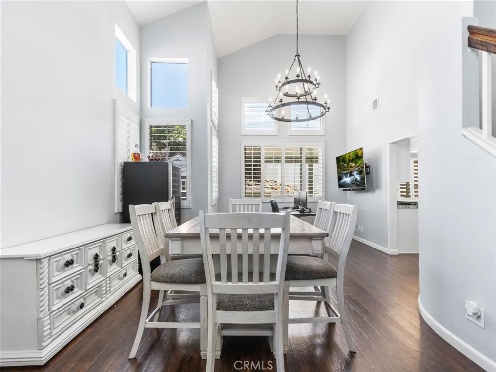 10285 Agate Avenue Mentone, CA 92359