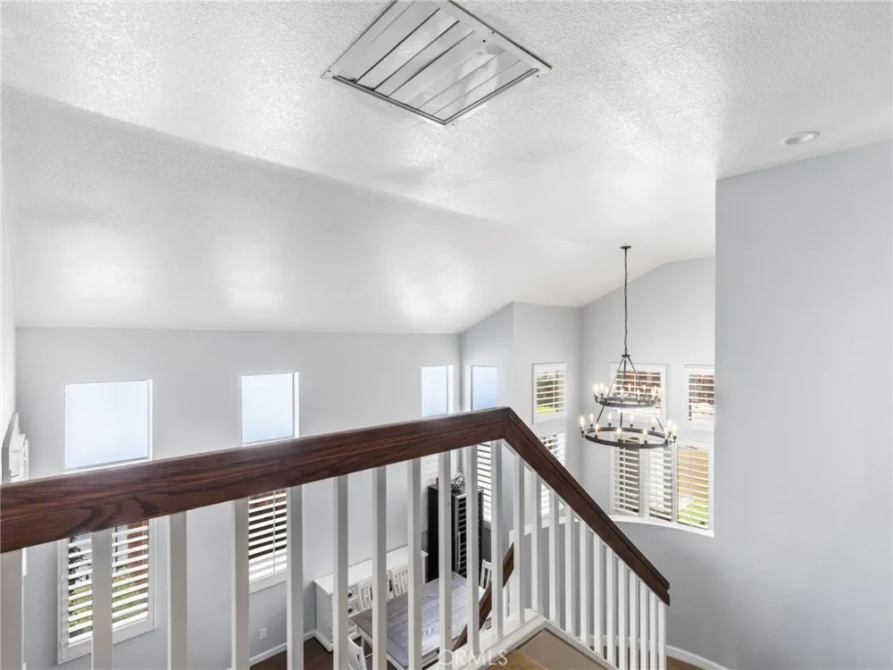 10285 Agate Avenue Mentone, CA 92359