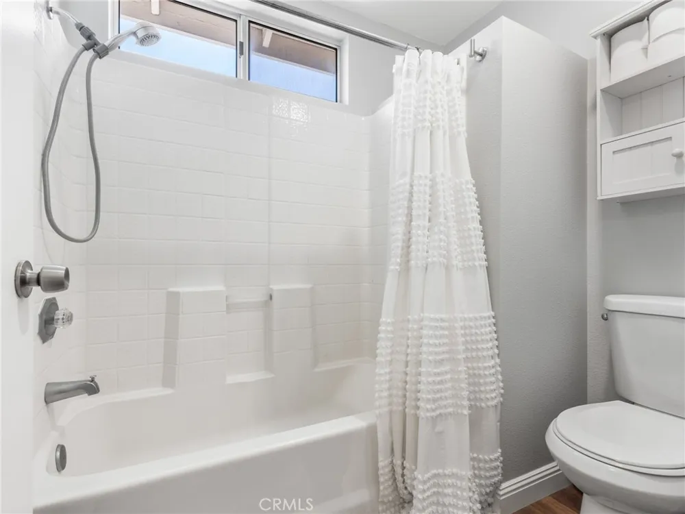 10285 Agate Avenue Mentone, CA 92359