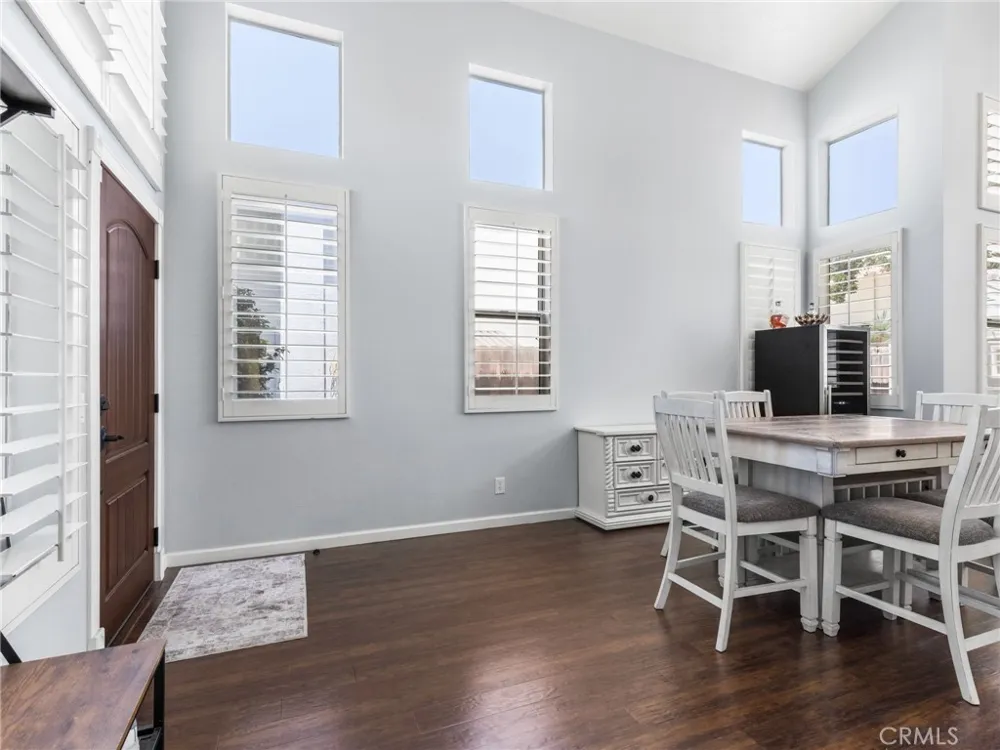 10285 Agate Avenue Mentone, CA 92359